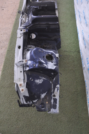 Front right quarter Lexus GS300 GS350 GS430 GS450h 06-11 blue with central pillar and fold, dented