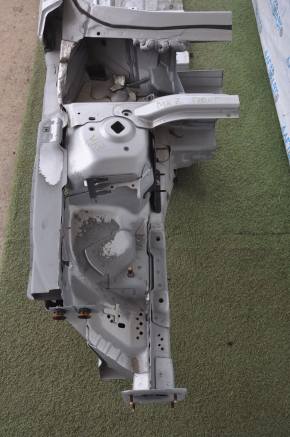 Lincoln MKZ 13-16 silver front right quarter with central pillar, butt