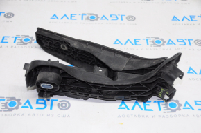 Gas pedal VW Passat b8 16-19 USA broken mount