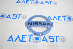 Emblem badge Nissan tailgate Nissan Leaf 11-17 scratches, chips