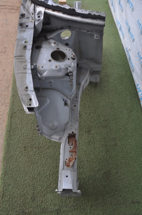 Front right quarter Nissan Murano z50 03-07 silver dented