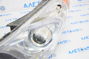 Headlight front left bare Hyundai Sonata 11-15 hybrid, halogen, broken glass, water damage, on spare parts