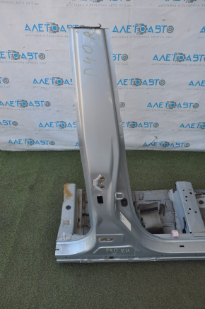 Front right quarter Toyota Prius V 12-17 blue with central pillar, dented