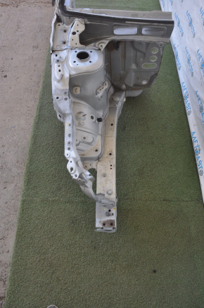 Front right quarter Mazda CX-7 06-12 silver dented, bump