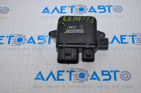 Nissan Leaf 11-17 Cooling Fan Computer Dented