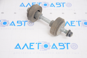 Bolt lower lever under spring rear left Hyundai Sonata 11-15 to trunnion