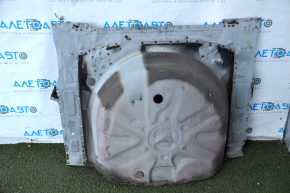 Toyota Prius V 12-17 trunk trough