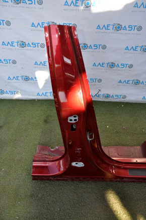 Lincoln MKZ 13-16 Front Right Quarter Red, B-Pillar
