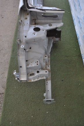 Front quarter right Hyundai Sonata 15-19 silver with central pillar