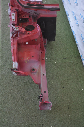 Front right quarter Toyota Prius 30 10-15 red with central pillar