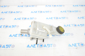 Brake master cylinder with reservoir Ford Focus mk3 11-18 short reservoir