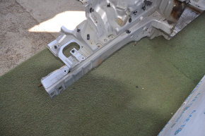 Front right quarter Mitsubishi Galant 04-12 silver with central pillar, dented