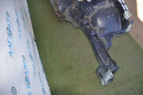 Front quarter left Toyota Prius 30 10-15 blue with central pillar