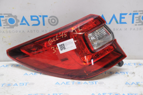 Light outer wing left Subaru Outback 15-19 chip on corner