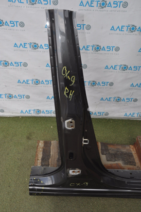 Front right quarter Mazda CX-9 16-23 graphite with central pillar, dented