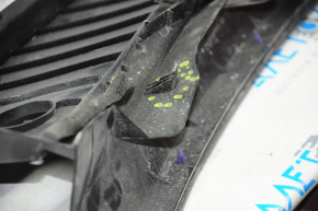 Windscreen wiper grille plastic Toyota Camry v55 15-17 usa broken mount, chip, broken grille