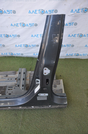 Front quarter left Chevrolet Volt 11-15 gray with central pillar