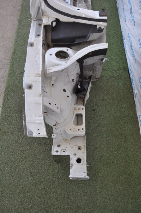 Front quarter right VW Passat b7 12-15 USA white