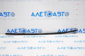 Windshield molding right Lexus CT200h 11-17