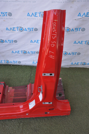 Front left quarter with central pillar Ford Focus mk3 11-18 red