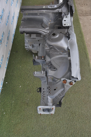 Lincoln MKZ 13-20 graphite front left quarter with center pillar