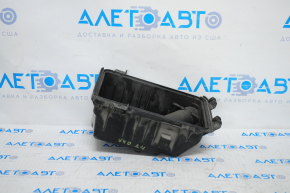 Lower air filter housing cover Toyota Camry v40 2.4