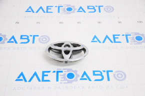 Toyota Camry v30 2.4 grille emblem
