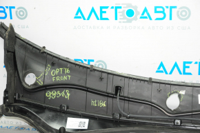 Windscreen wiper grille plastic Kia Optima 16-20 broken fasteners, cracks
