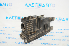 Lexus RX400h 06-08 air filter housing upper cover without flow meter, cracked