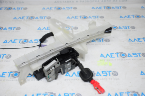 Lincoln MKX 16-18 front left door lock with glass guide