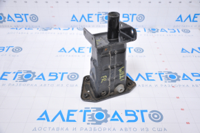 Mercedes W221 right front bumper reinforcement fang