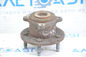 Rear left hub Chevrolet Volt 11-15 rusty