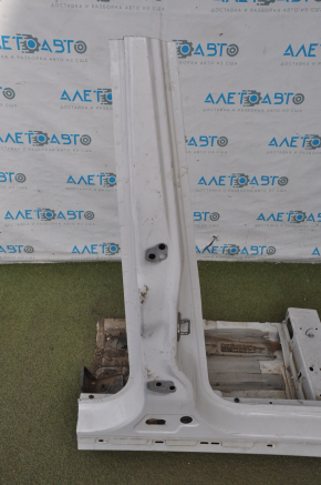 Front right quarter Ford Escape MK3 13-14 pre-rest white with central pillar