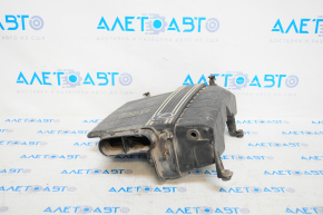 Lexus IS200 99-05 Air Filter Housing