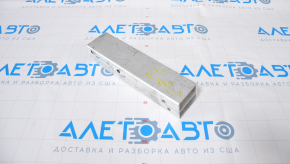 Left rear bumper reinforcement fang for Audi Q5 8R 09-17