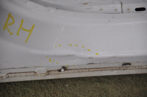 Front right quarter Chevrolet Volt 11-15 white with central pillar, dented