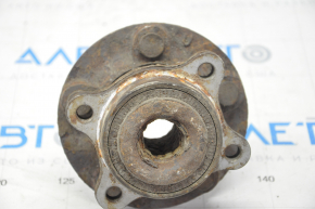 Hub rear right Lincoln MKZ 13-16 FWD through, rusty
