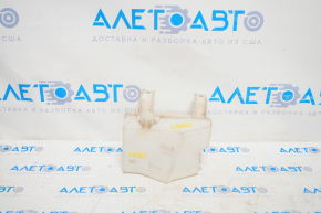 Large Nissan Leaf 11-12 cooling expansion tank without cap