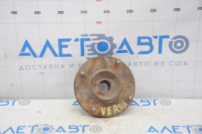 Front right hub Nissan Versa 1.8 10-12