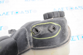 Expansion tank cooling Mercedes W221 with a cap broken nipples
