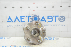 Rear left hub Lexus RX350 RX450h 16-19 AWD