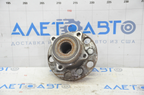 Rear right hub Lexus IS250 IS300 IS350 06-13