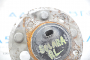 Rear left hub for Toyota Solara 04-08