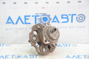 Rear left hub Toyota Prius V 12-17 rusty