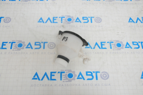 Toyota Highlander 14 washer reservoir neck - with lid upper part