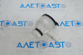 Toyota Highlander 08-13 washer reservoir neck with lid upper part