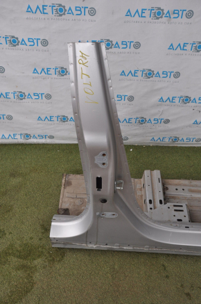 Front quarter right Chevrolet Volt 11-15 silver with central pillar, without side member
