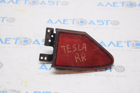 Reflector right Tesla Model S 12-20 worn out