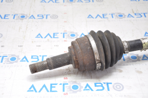 Drive axle shaft front left Nissan Leaf 13-17 torn boot