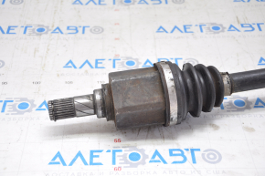 Drive axle shaft front left Nissan Leaf 13-17 torn boot